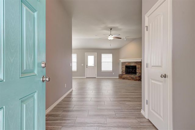 394 Cindy Court, Piedmont, OK 73078