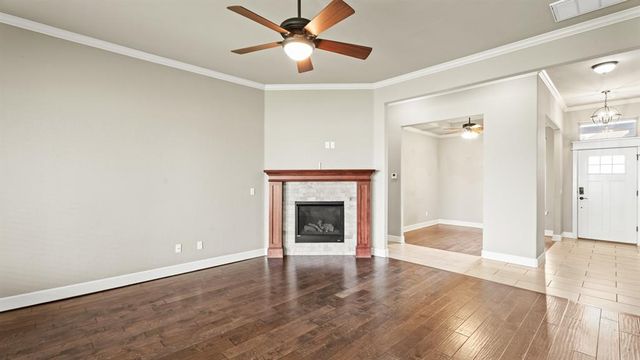 14512 Privas Lane, Yukon, OK 73099