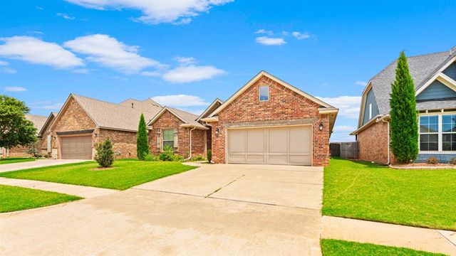 14512 Privas Lane, Yukon, OK 73099