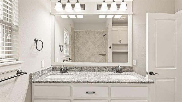 14512 Privas Lane, Yukon, OK 73099