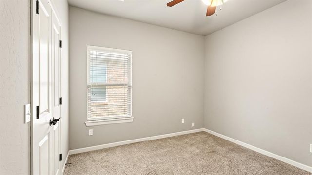 14512 Privas Lane, Yukon, OK 73099