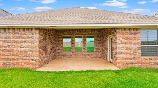 14512 Privas Lane, Yukon, OK 73099