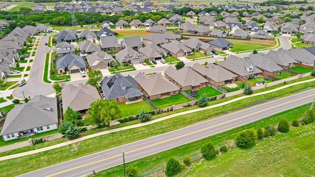 14512 Privas Lane, Yukon, OK 73099