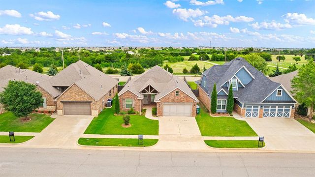 14512 Privas Lane, Yukon, OK 73099