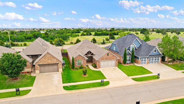 14512 Privas Lane, Yukon, OK 73099