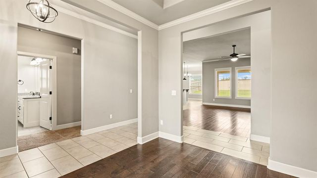 14512 Privas Lane, Yukon, OK 73099
