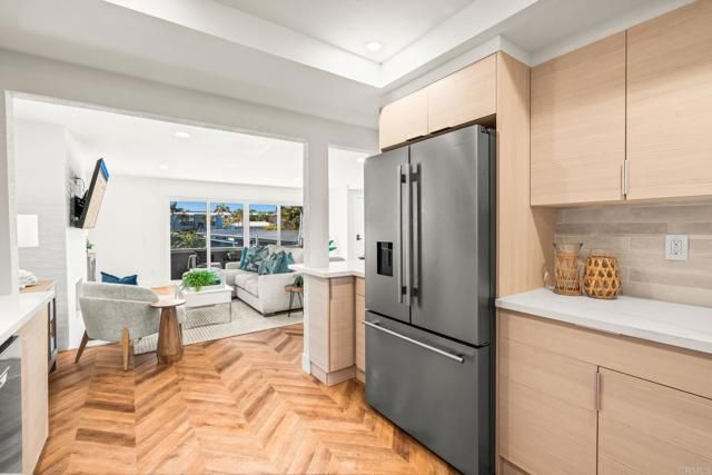 90 Montego Court, Coronado, CA 92118