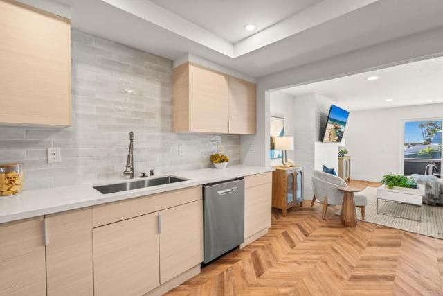 90 Montego Court, Coronado, CA 92118