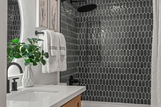 90 Montego Court, Coronado, CA 92118