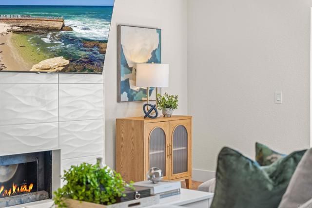 90 Montego Court, Coronado, CA 92118