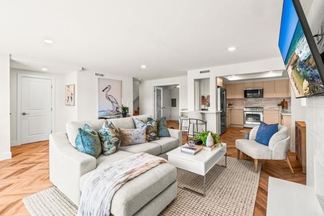 90 Montego Court, Coronado, CA 92118