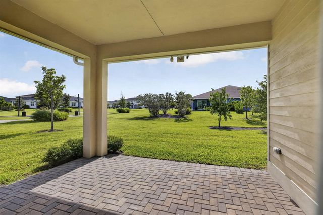 1332 Haywagon Trail, Loxahatchee, FL 33470