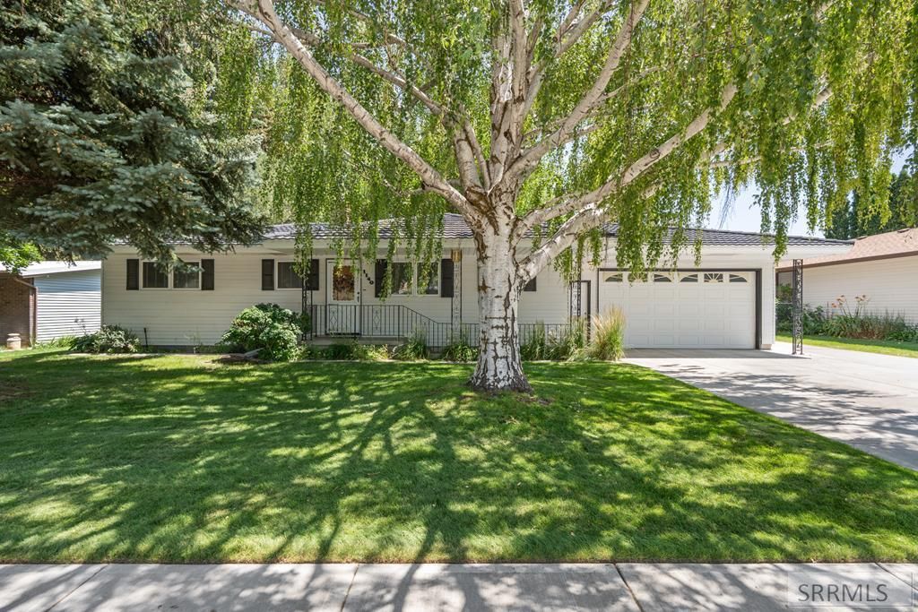 1140 Corinne Avenue, Idaho Falls, ID 83402