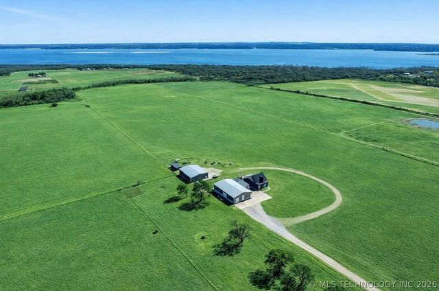 2724 Lark Road, Kingston, OK 73439