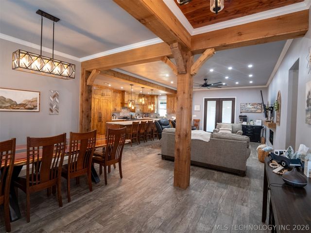 2724 Lark Road, Kingston, OK 73439