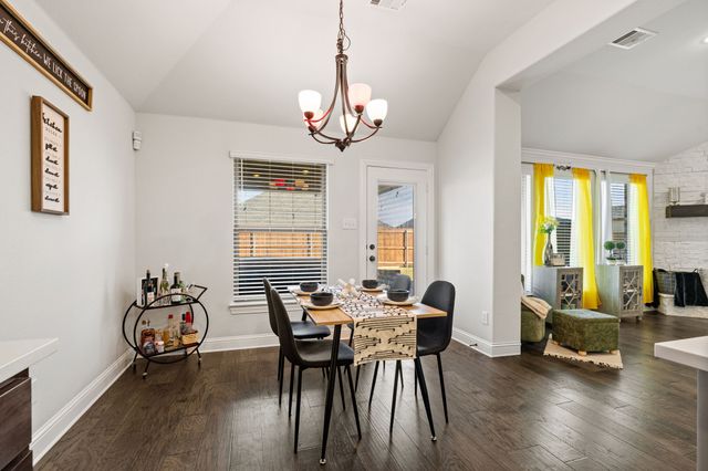 141 Crockett Drive, Waxahachie, TX 75165