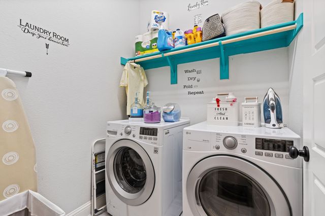 141 Crockett Drive, Waxahachie, TX 75165