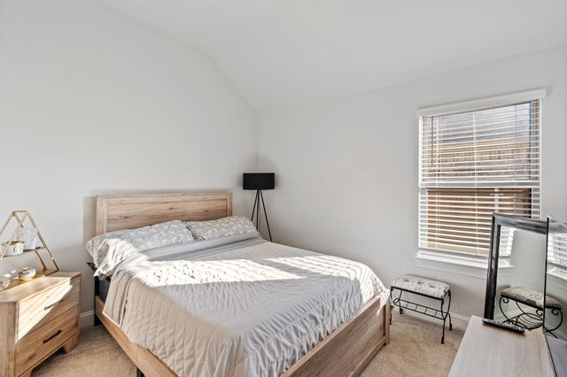 141 Crockett Drive, Waxahachie, TX 75165