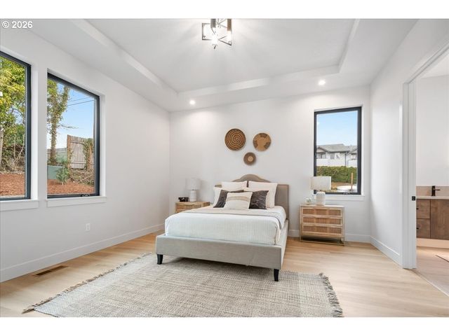 10718 Se 13TH Cir, Vancouver, WA 98664