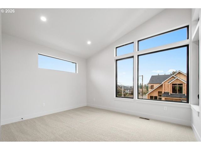 10718 Se 13TH Cir, Vancouver, WA 98664