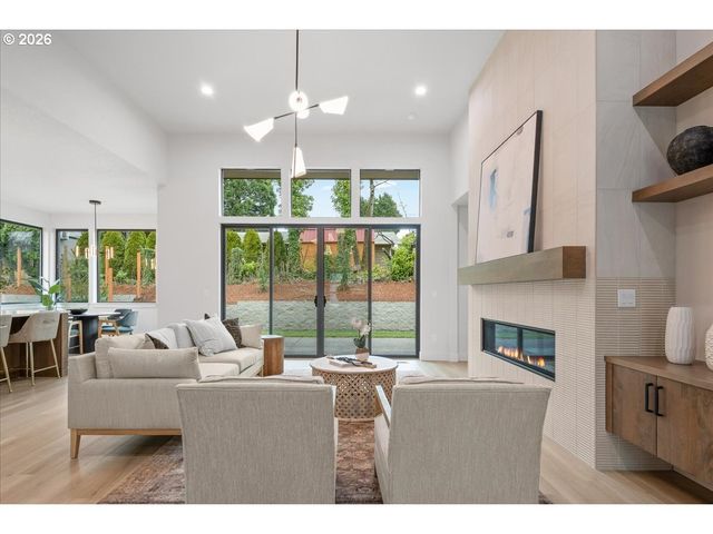 10718 Se 13TH Cir, Vancouver, WA 98664