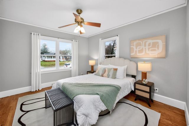 1655 Beaver Avenue, Des Moines, IA 50310