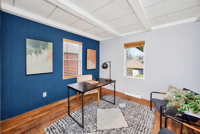 1655 Beaver Avenue, Des Moines, IA 50310