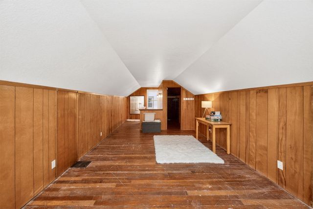 1655 Beaver Avenue, Des Moines, IA 50310