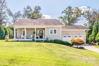 30 Salem Road, Weaverville, NC 28787