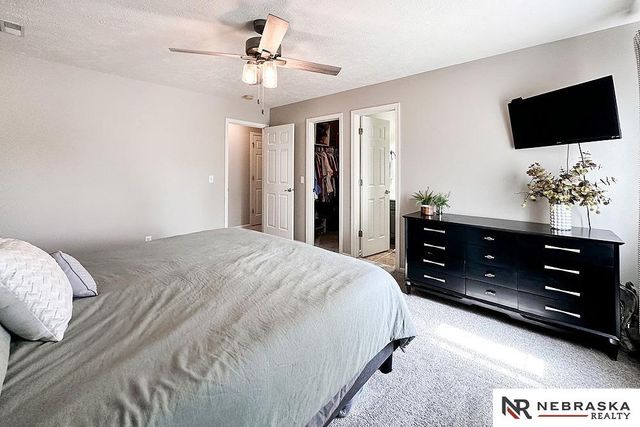 16134 Willow Street, Omaha, NE 68136