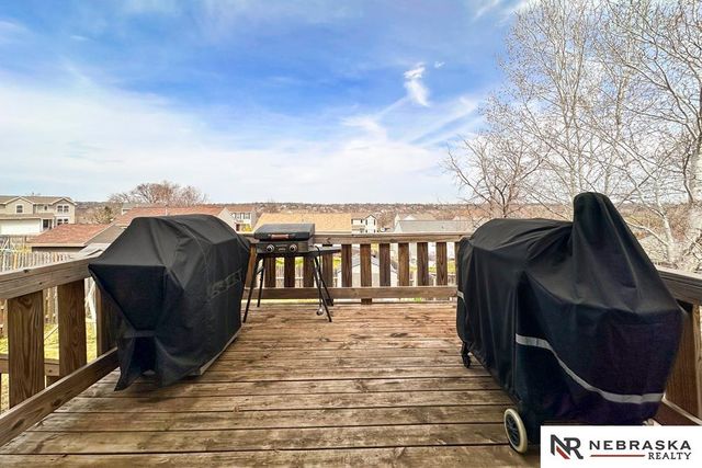 16134 Willow Street, Omaha, NE 68136