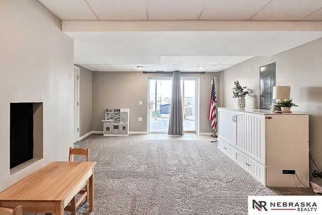 16134 Willow Street, Omaha, NE 68136