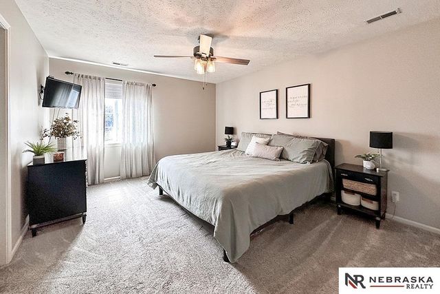 16134 Willow Street, Omaha, NE 68136