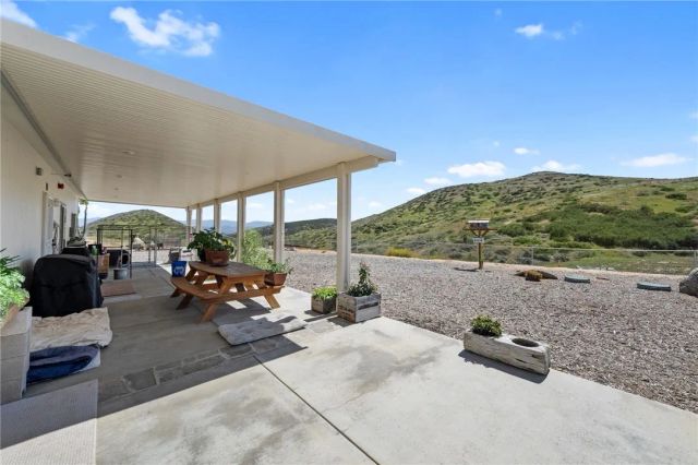 46430 De Portola Road, Temecula, CA 92592