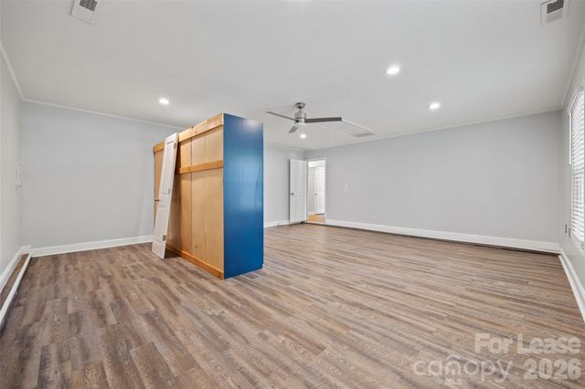 6801 Stillmeadow Drive, Charlotte, NC 28277