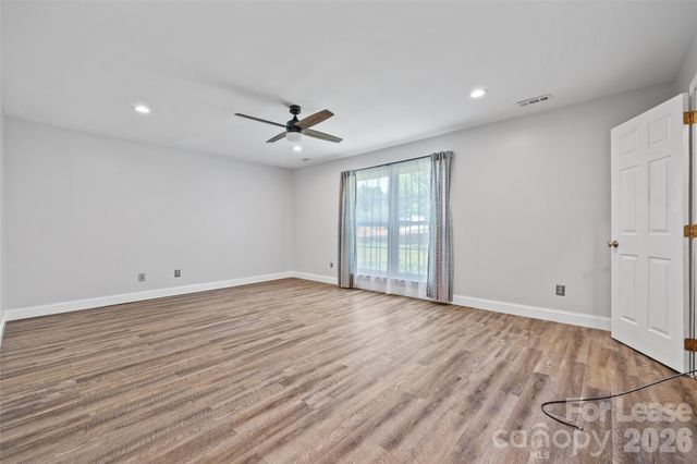 6801 Stillmeadow Drive, Charlotte, NC 28277