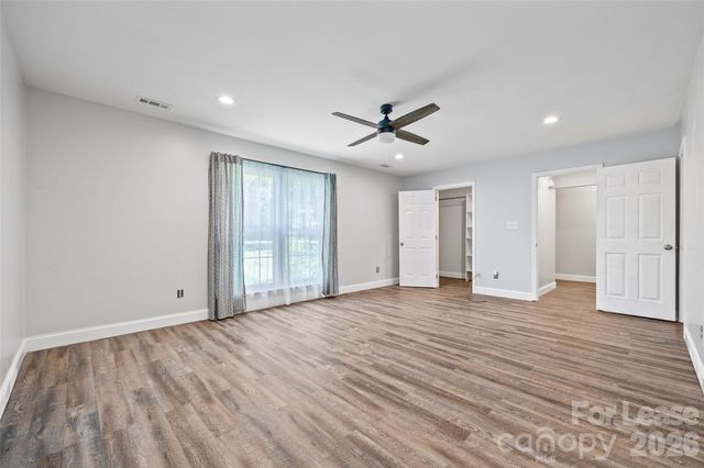 6801 Stillmeadow Drive, Charlotte, NC 28277