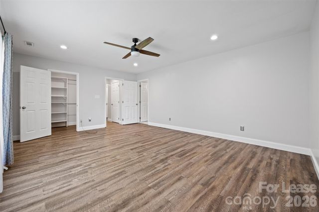 6801 Stillmeadow Drive, Charlotte, NC 28277