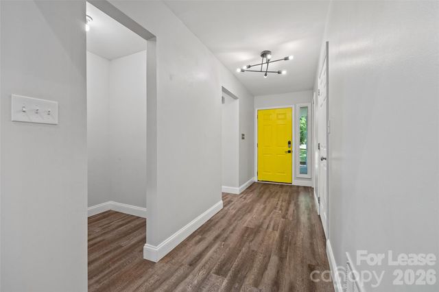 6801 Stillmeadow Drive, Charlotte, NC 28277