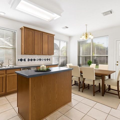 3326 Lakeway Lane, Pearland, TX 77584