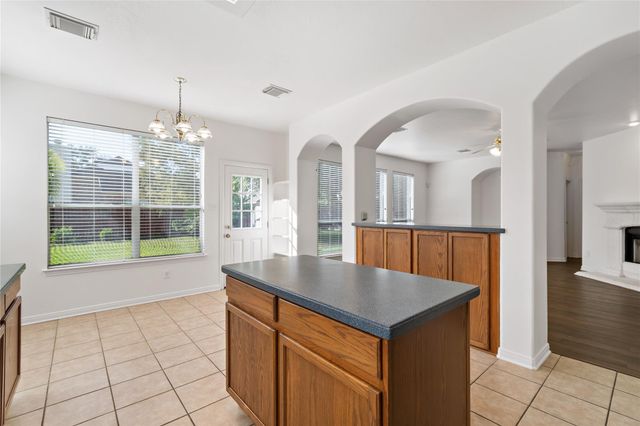 3326 Lakeway Lane, Pearland, TX 77584