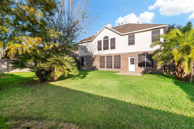 3326 Lakeway Lane, Pearland, TX 77584