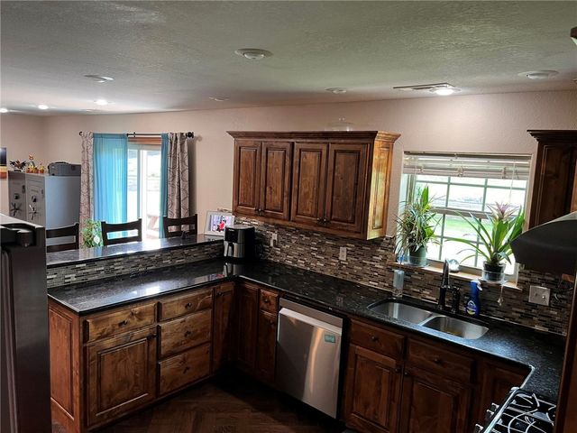 259 Madison 2220, Huntsville, AR 72740