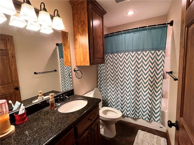 259 Madison 2220, Huntsville, AR 72740