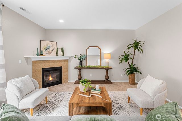 3648 London Loop NE, Lacey, WA 98516