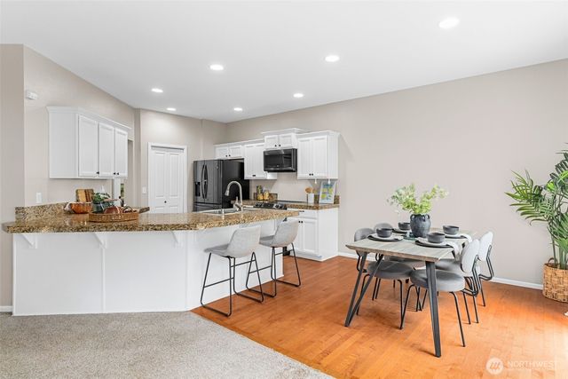 3648 London Loop NE, Lacey, WA 98516