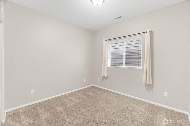 3648 London Loop NE, Lacey, WA 98516