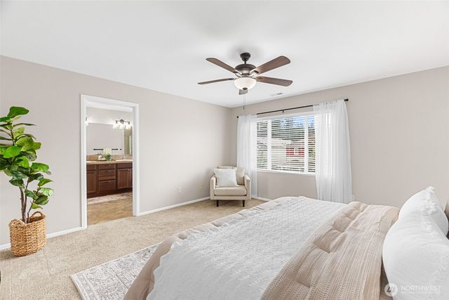 3648 London Loop NE, Lacey, WA 98516