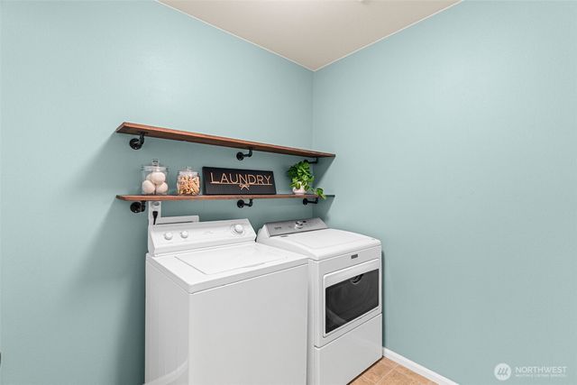 3648 London Loop NE, Lacey, WA 98516