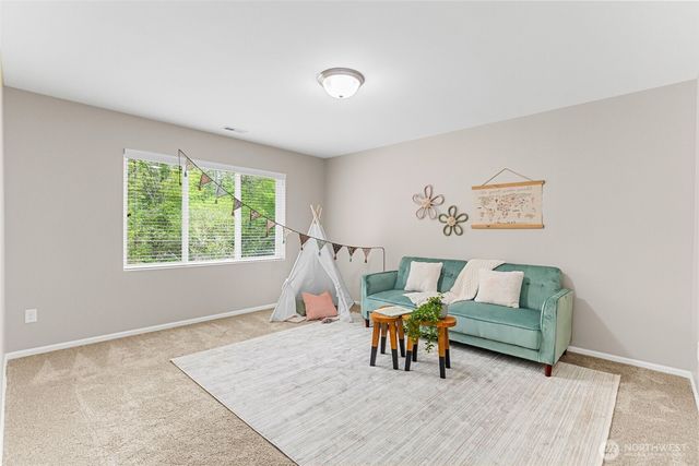 3648 London Loop NE, Lacey, WA 98516